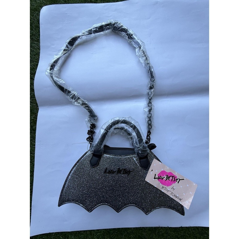 Luv Betsey Johnson Sparkle Bat Silver Glitter Halloween Vampire Crossbody Purse